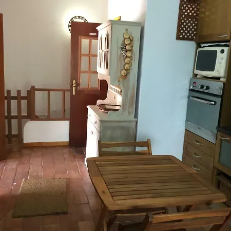 Typical Algarvian Family Holiday home Cabanas De Tavira
