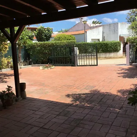 Holiday home Typical Algarvian Family *