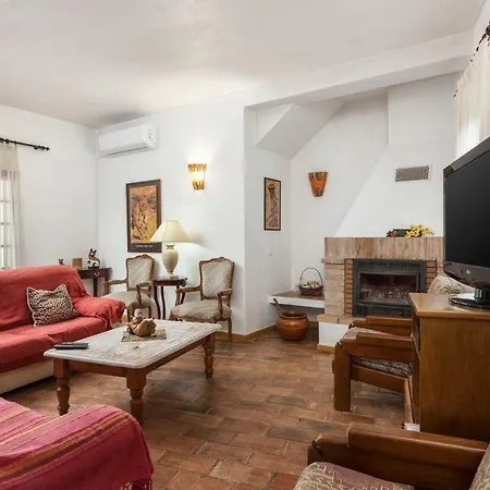 Typical Algarvian Family Cabanas De Tavira